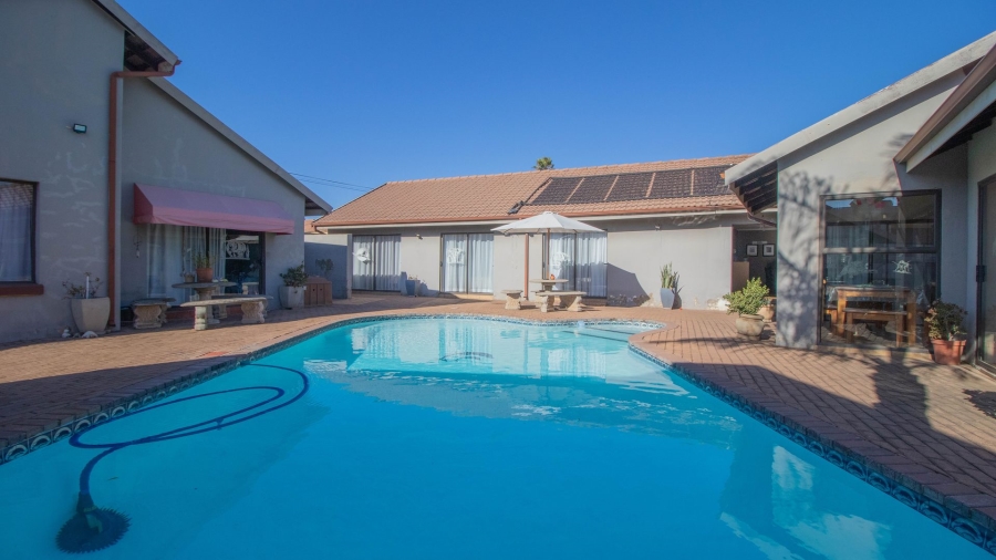 3 Bedroom Property for Sale in Selcourt Gauteng