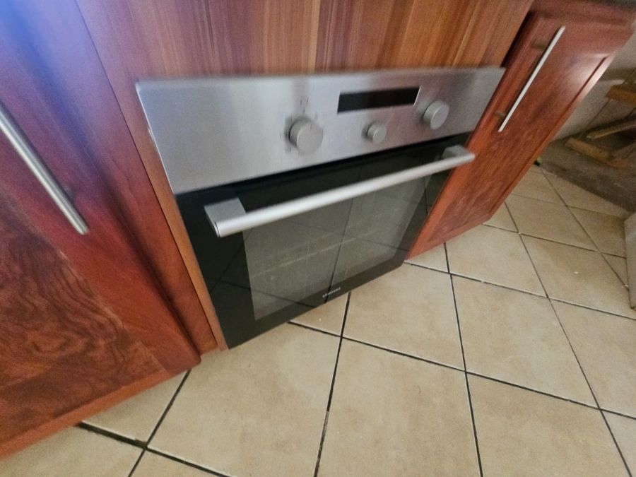 To Let 3 Bedroom Property for Rent in Monavoni Gauteng