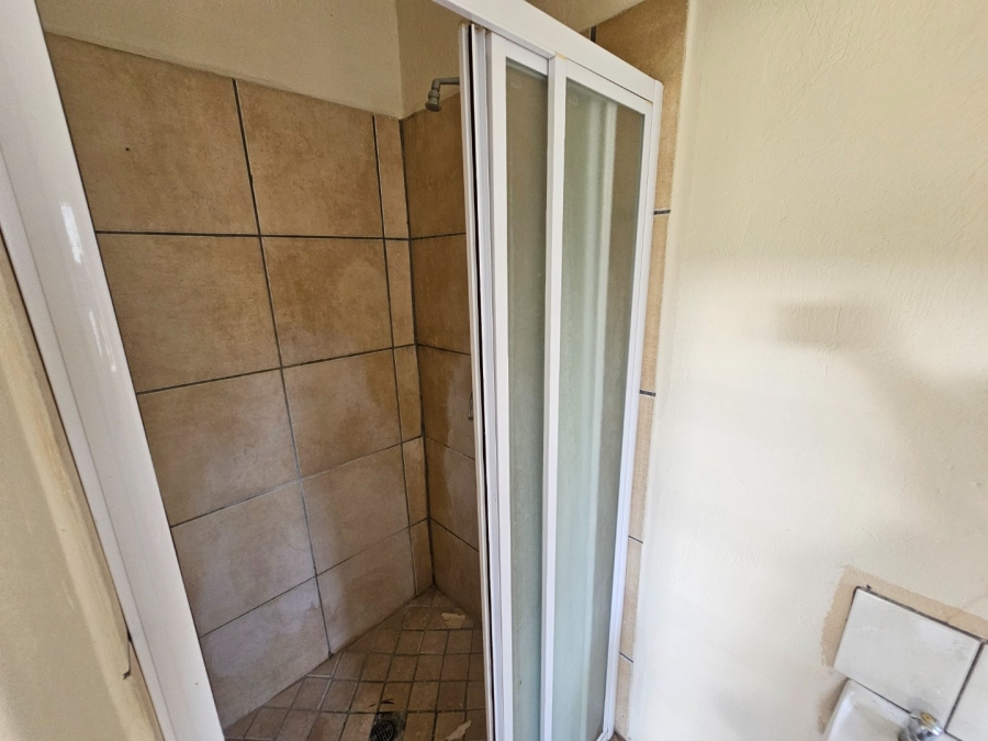To Let 3 Bedroom Property for Rent in Monavoni Gauteng