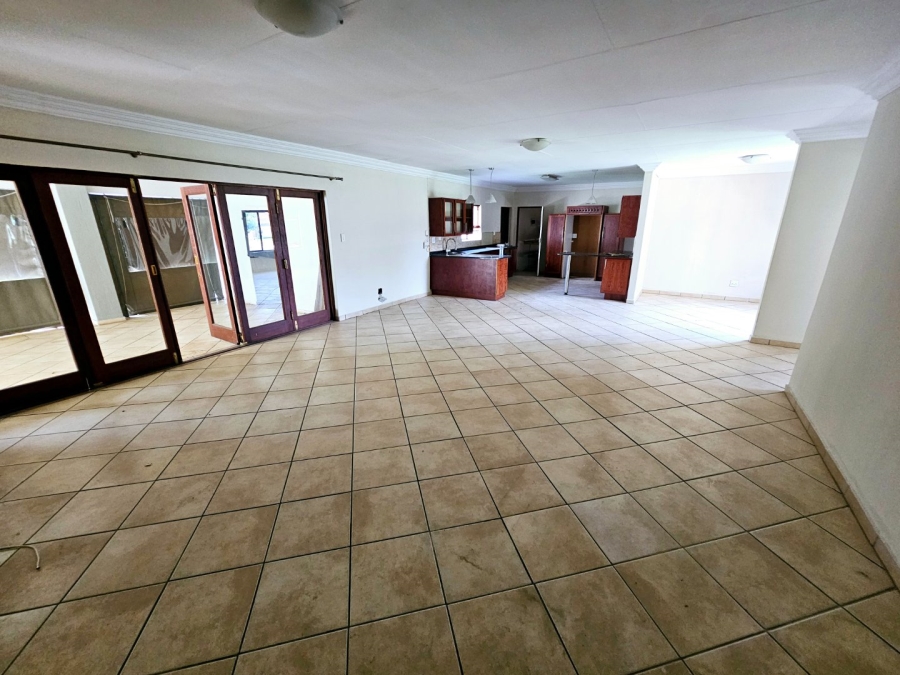 To Let 3 Bedroom Property for Rent in Monavoni Gauteng