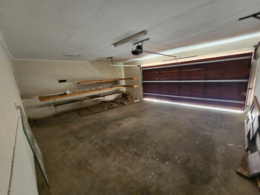 To Let 3 Bedroom Property for Rent in Monavoni Gauteng