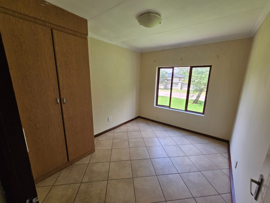 To Let 3 Bedroom Property for Rent in Monavoni Gauteng