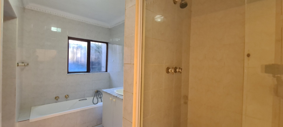 To Let 3 Bedroom Property for Rent in Morningside Gauteng
