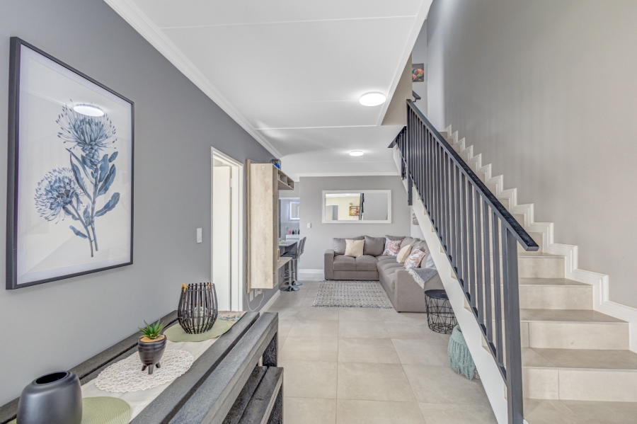 To Let 4 Bedroom Property for Rent in Glen Austin Gauteng