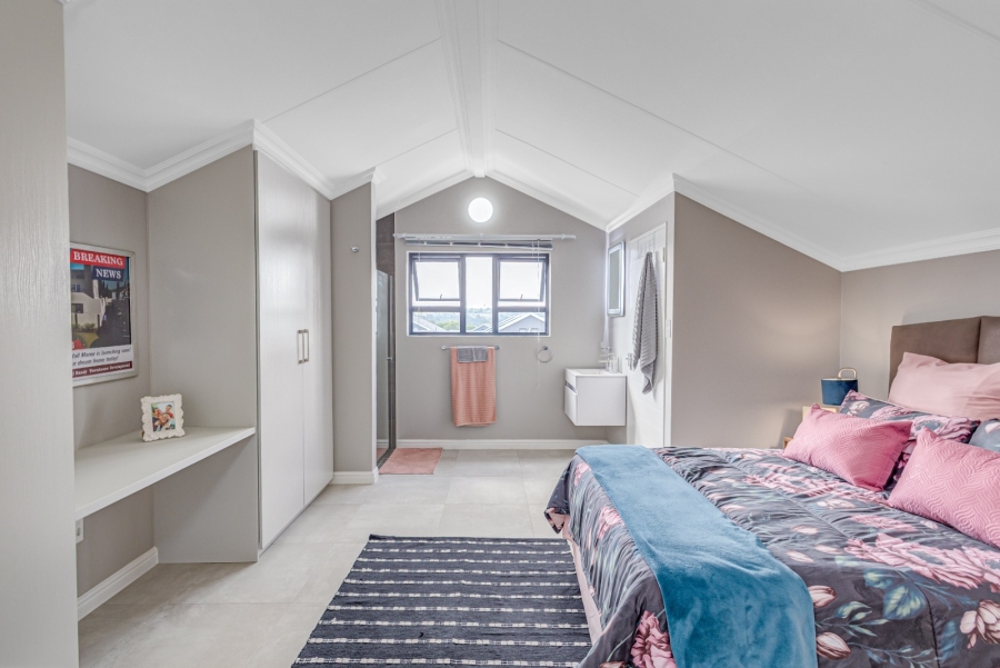To Let 4 Bedroom Property for Rent in Glen Austin Gauteng