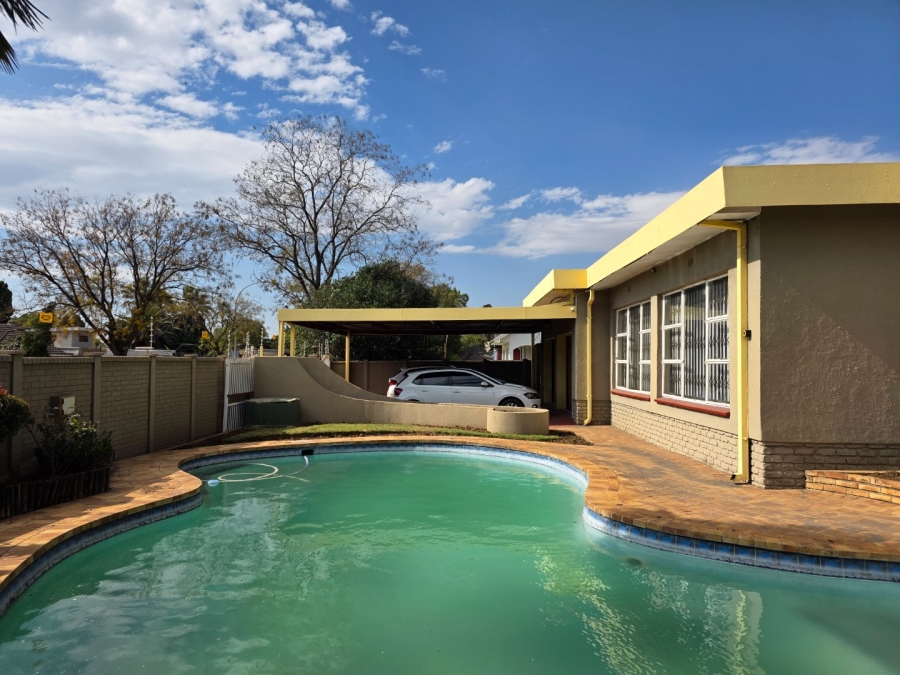 3 Bedroom Property for Sale in Vanderbijlpark SE 7 Gauteng