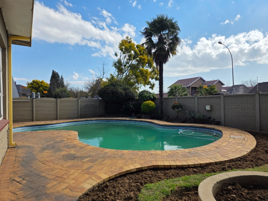 3 Bedroom Property for Sale in Vanderbijlpark SE 7 Gauteng
