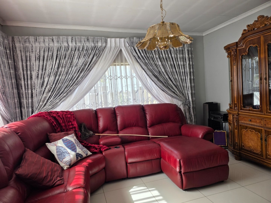 3 Bedroom Property for Sale in Vanderbijlpark SE 7 Gauteng