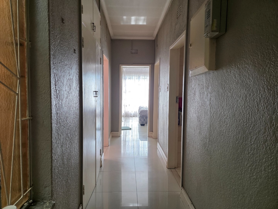 3 Bedroom Property for Sale in Vanderbijlpark SE 7 Gauteng