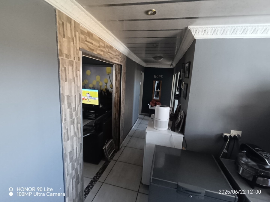 3 Bedroom Property for Sale in Soshanguve M Gauteng