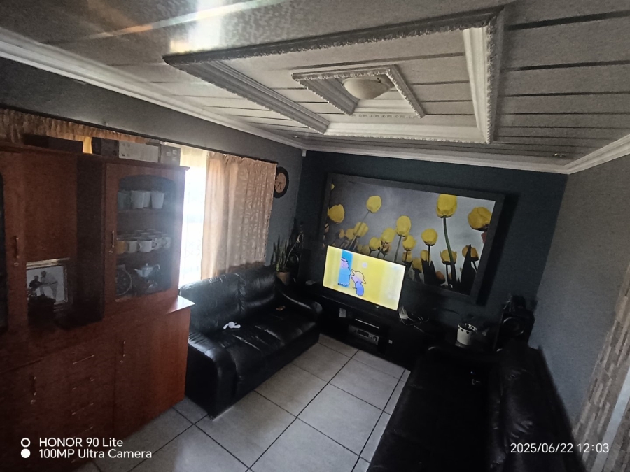 3 Bedroom Property for Sale in Soshanguve M Gauteng