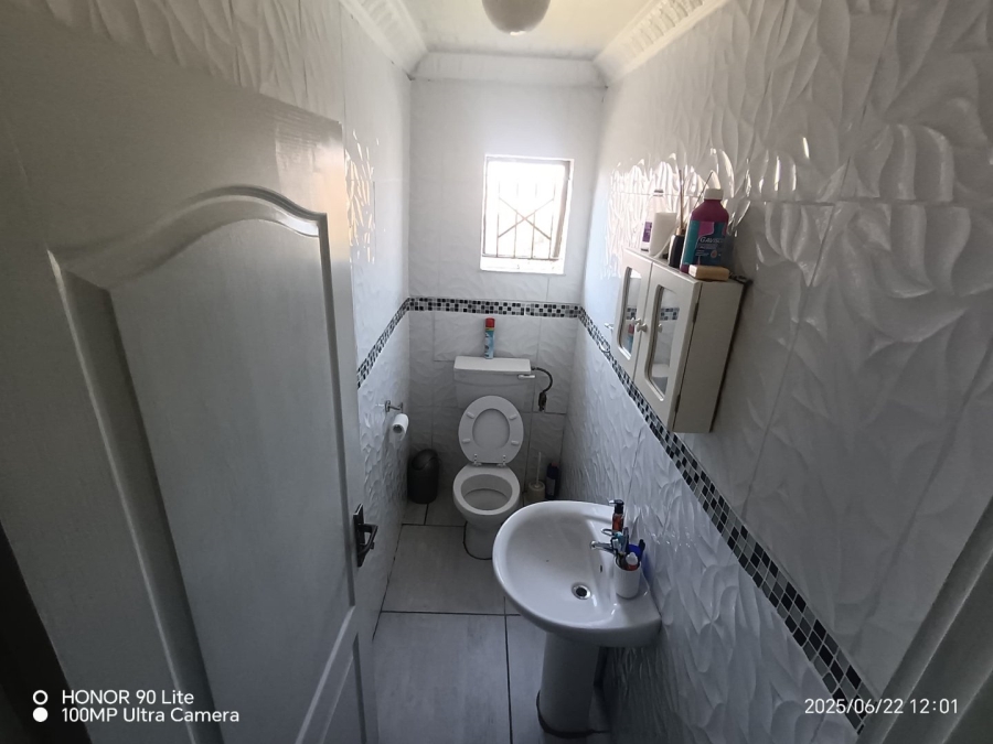 3 Bedroom Property for Sale in Soshanguve M Gauteng