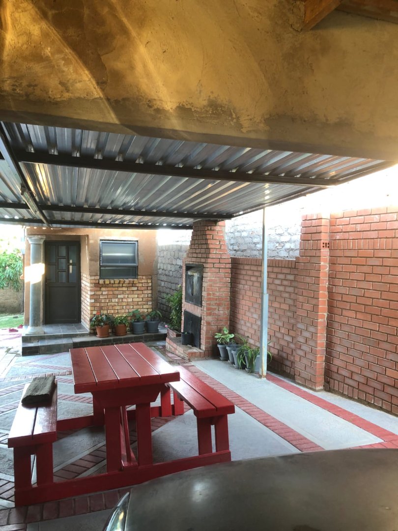 2 Bedroom Property for Sale in Soshanguve M Gauteng