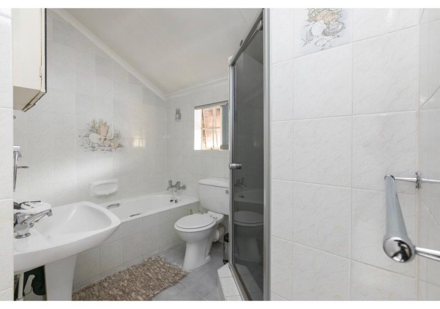 3 Bedroom Property for Sale in Sandown Gauteng