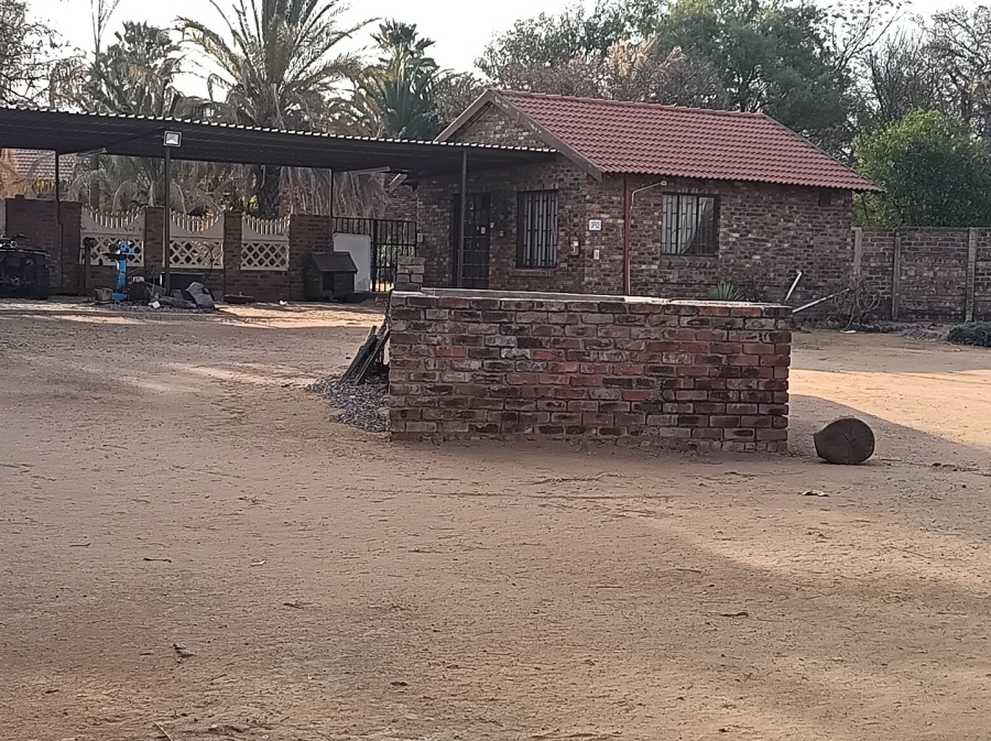 4 Bedroom Property for Sale in Roodeplaat Gauteng