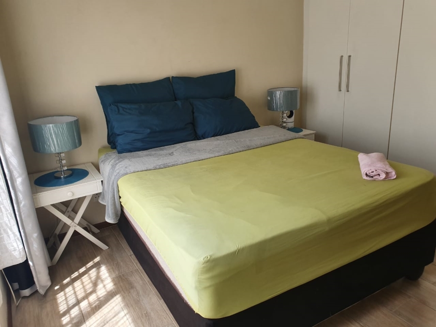 To Let 2 Bedroom Property for Rent in Broadacres Gauteng