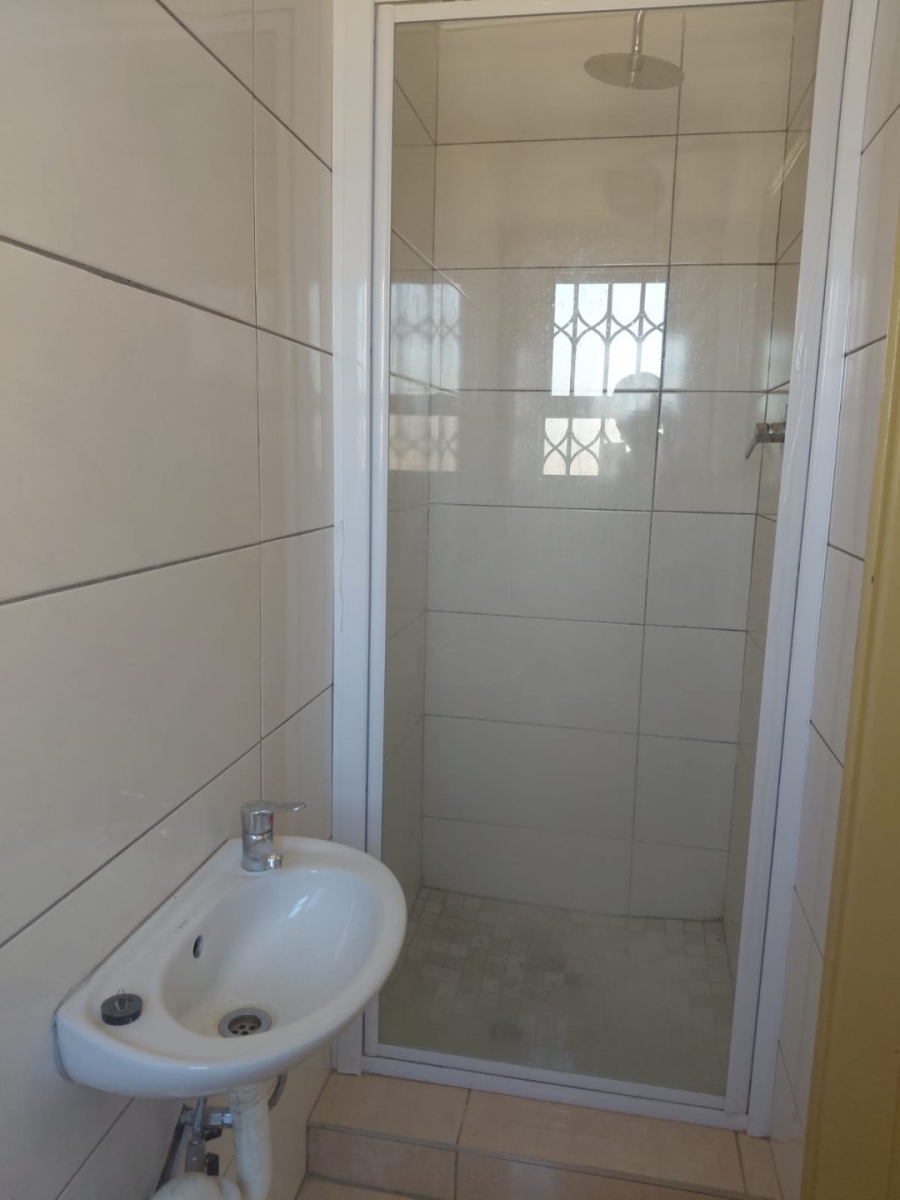 To Let 1 Bedroom Property for Rent in Soshanguve FF Gauteng