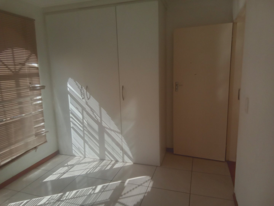 To Let 2 Bedroom Property for Rent in Noordwyk Gauteng