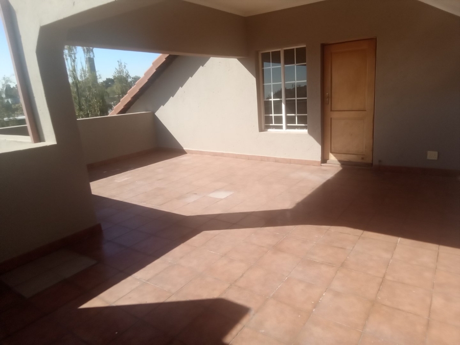 To Let 2 Bedroom Property for Rent in Noordwyk Gauteng