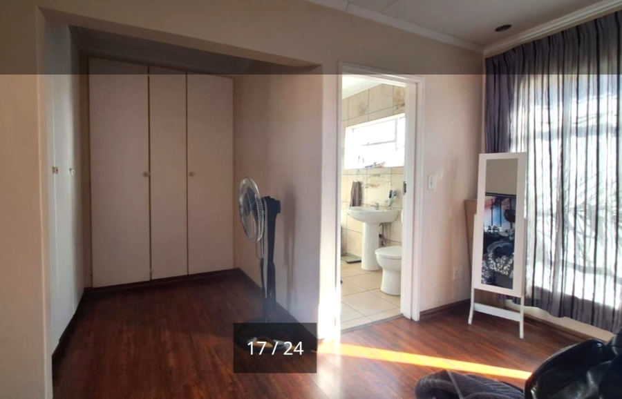 3 Bedroom Property for Sale in Pollak Park Gauteng
