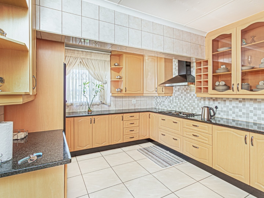 3 Bedroom Property for Sale in Country View Gauteng