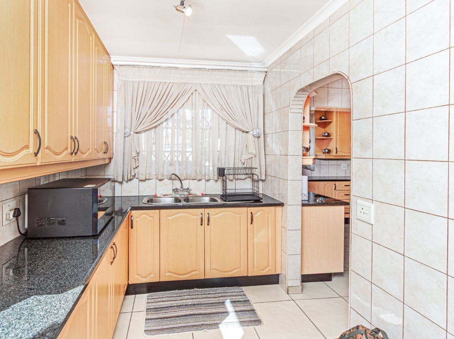 3 Bedroom Property for Sale in Country View Gauteng