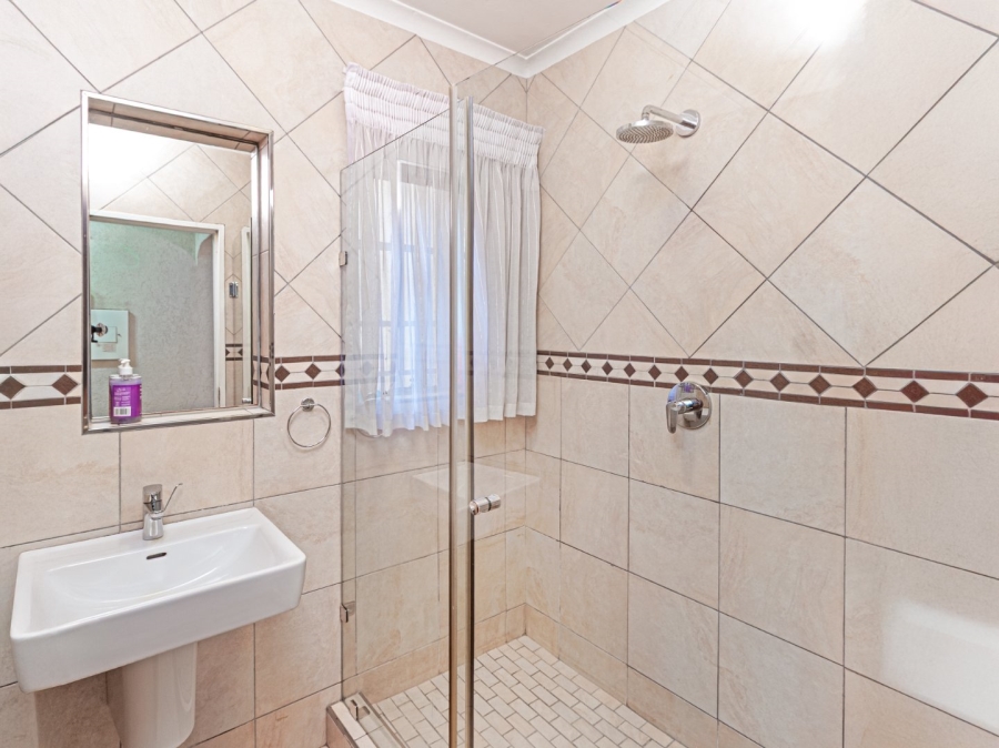 3 Bedroom Property for Sale in Country View Gauteng