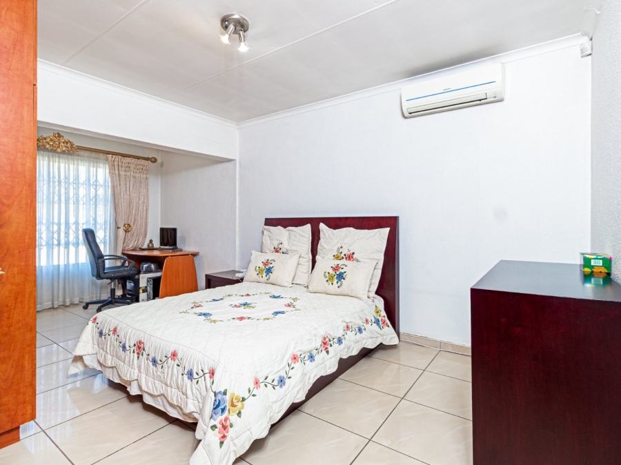 3 Bedroom Property for Sale in Country View Gauteng