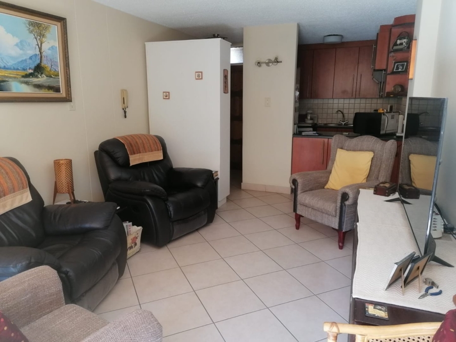 1 Bedroom Property for Sale in Wonderboom South Gauteng