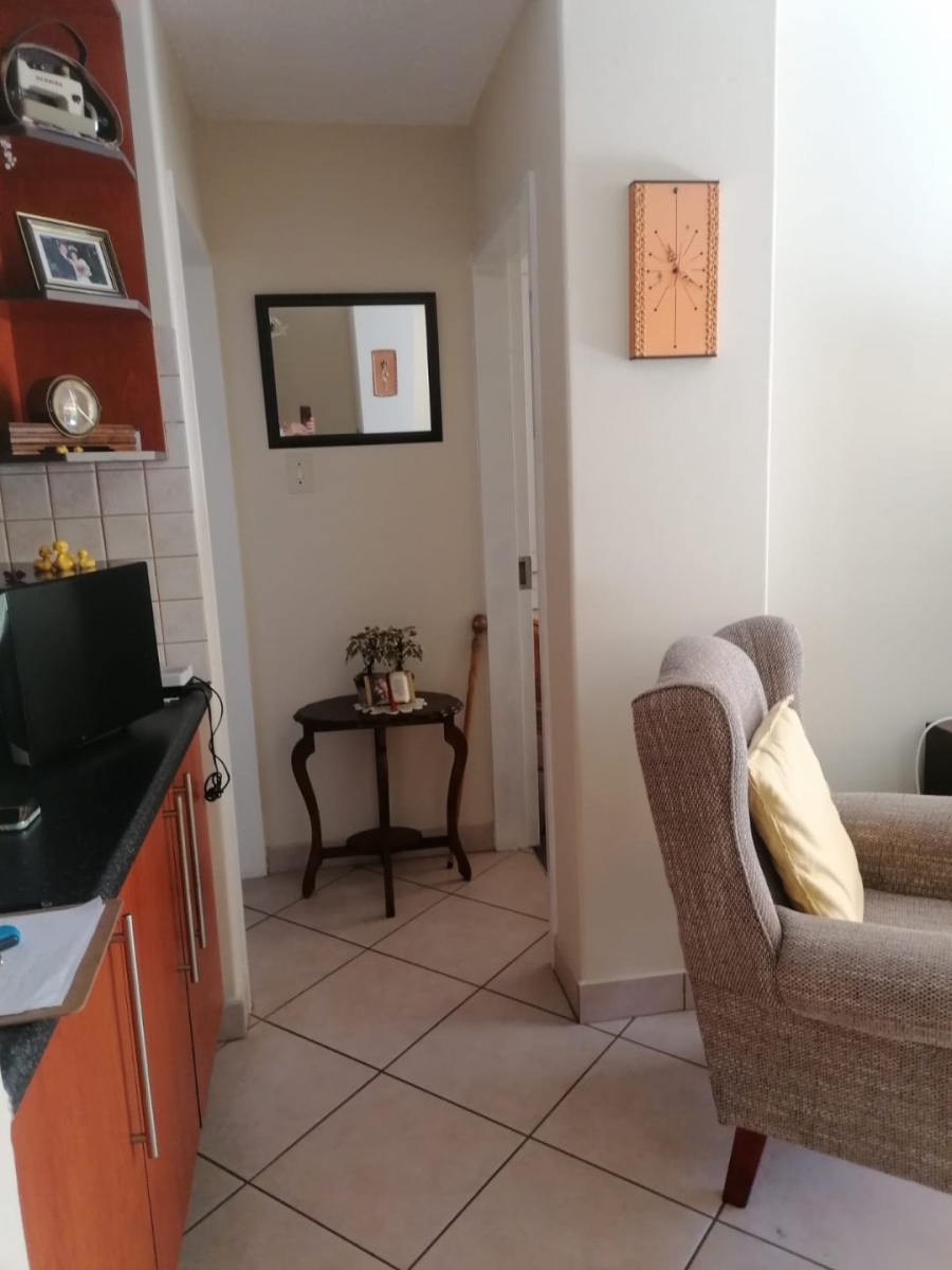 1 Bedroom Property for Sale in Wonderboom South Gauteng
