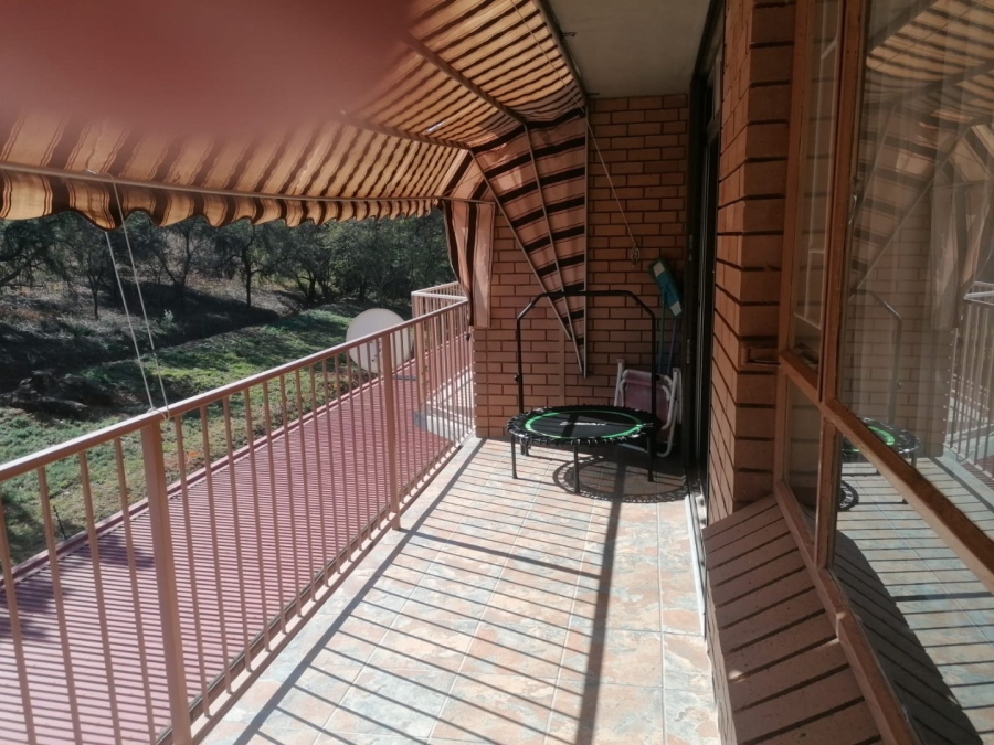1 Bedroom Property for Sale in Wonderboom South Gauteng