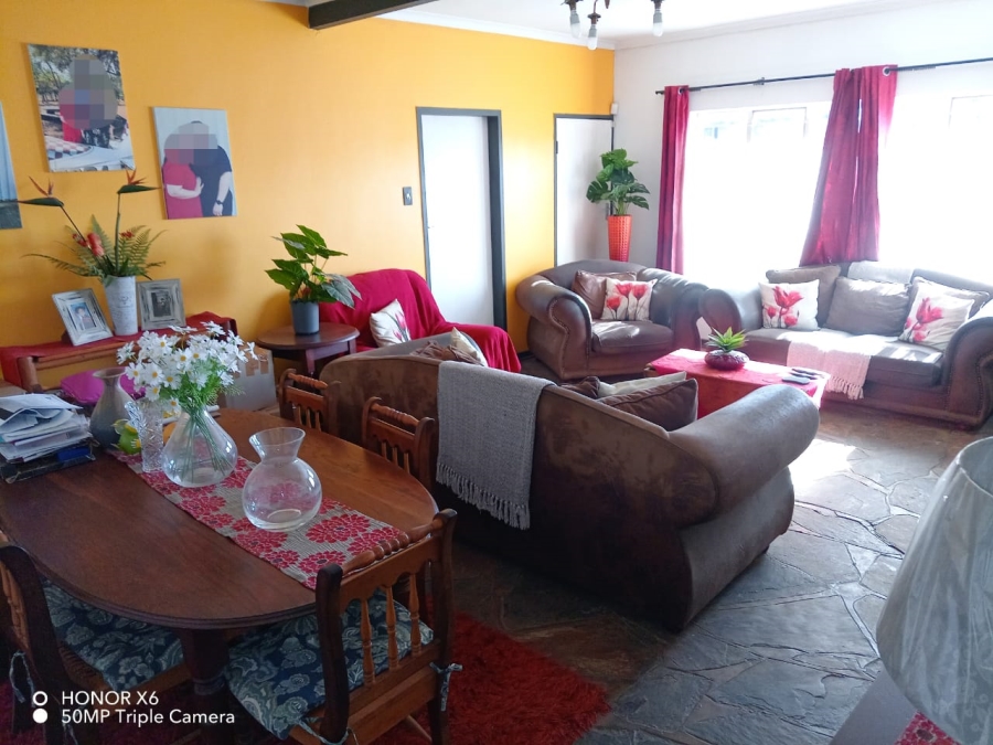 3 Bedroom Property for Sale in East Lynne Gauteng