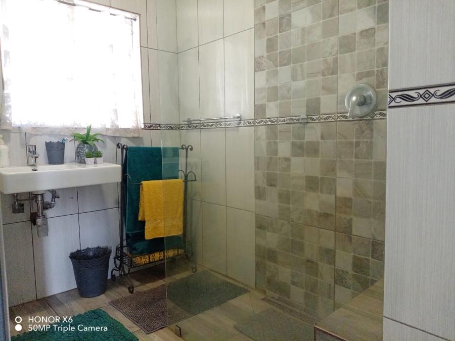 3 Bedroom Property for Sale in East Lynne Gauteng