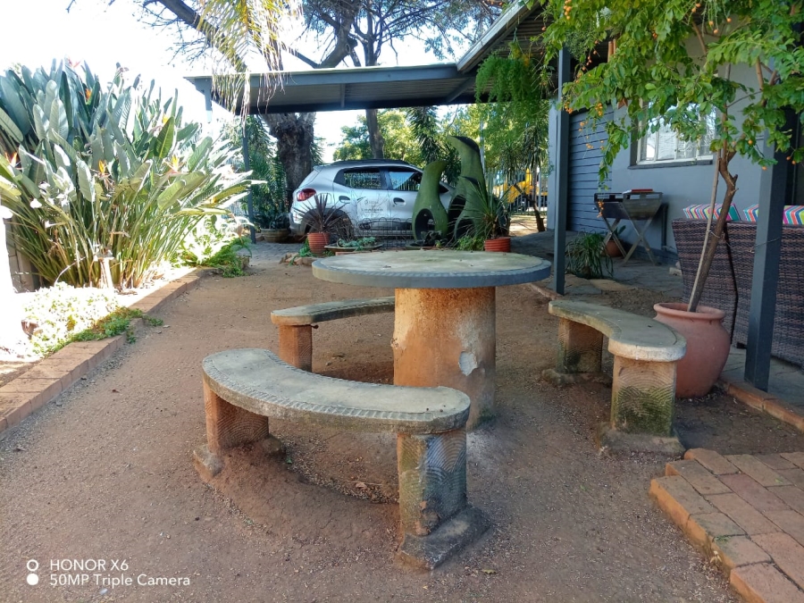 3 Bedroom Property for Sale in East Lynne Gauteng