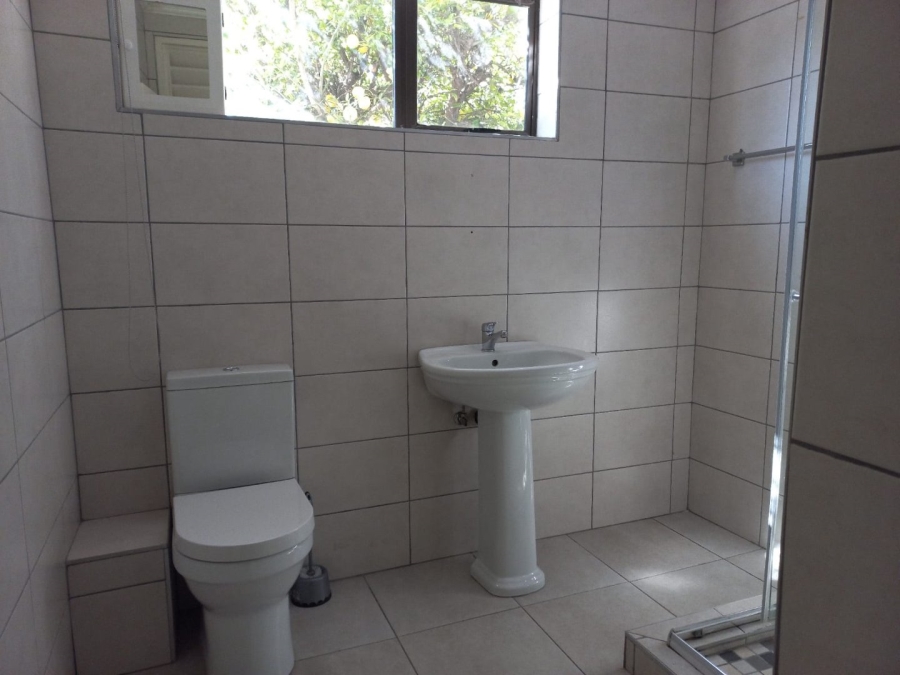 To Let 1 Bedroom Property for Rent in Mondeor Gauteng