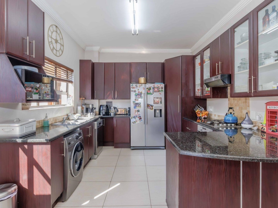 4 Bedroom Property for Sale in Pebble Creek Gauteng