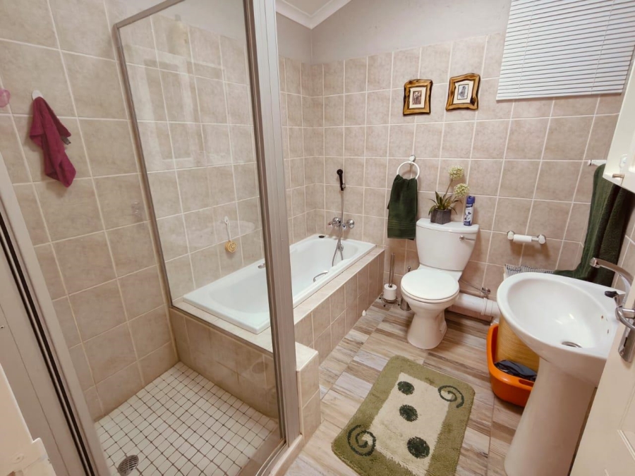 2 Bedroom Property for Sale in Vaal Marina Gauteng