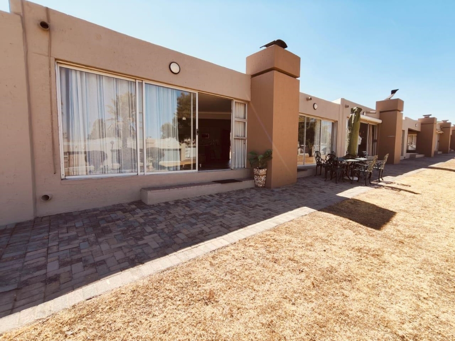 2 Bedroom Property for Sale in Vaal Marina Gauteng