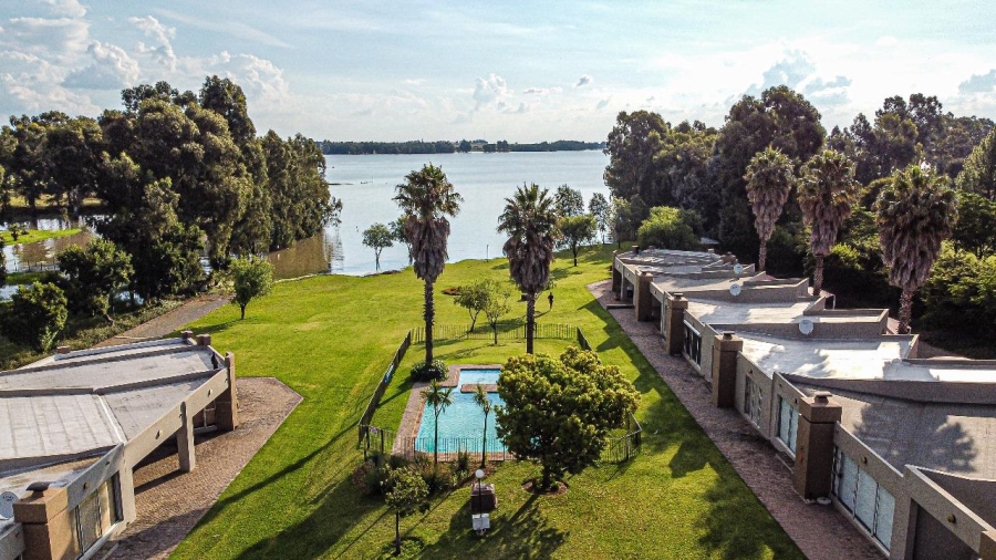2 Bedroom Property for Sale in Vaal Marina Gauteng