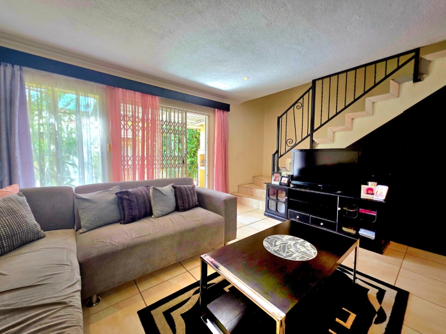 2 Bedroom Property for Sale in La Montagne Gauteng