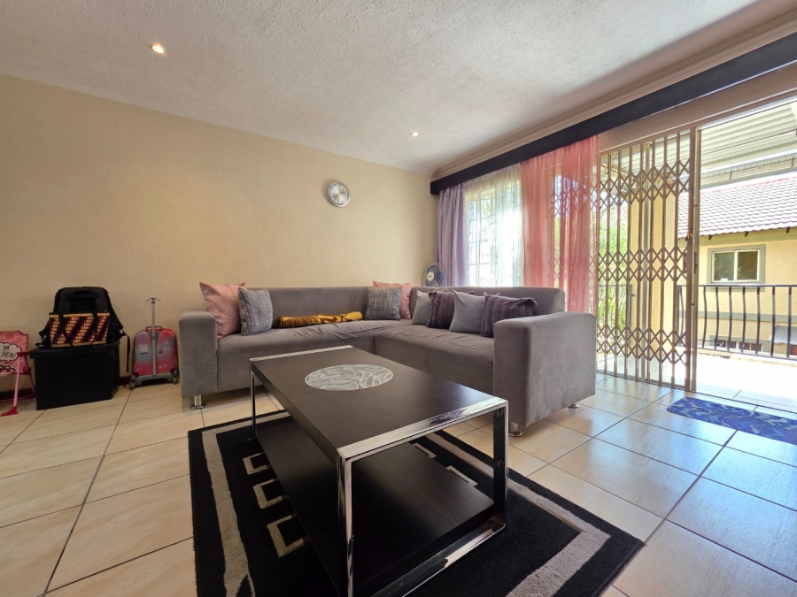2 Bedroom Property for Sale in La Montagne Gauteng
