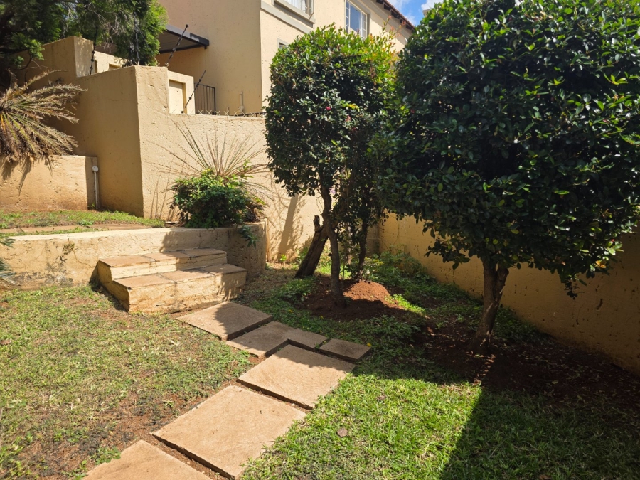 2 Bedroom Property for Sale in La Montagne Gauteng