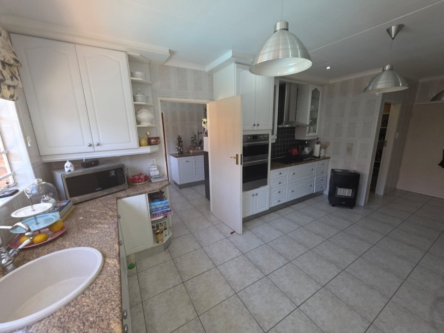 4 Bedroom Property for Sale in Sunward Park Gauteng