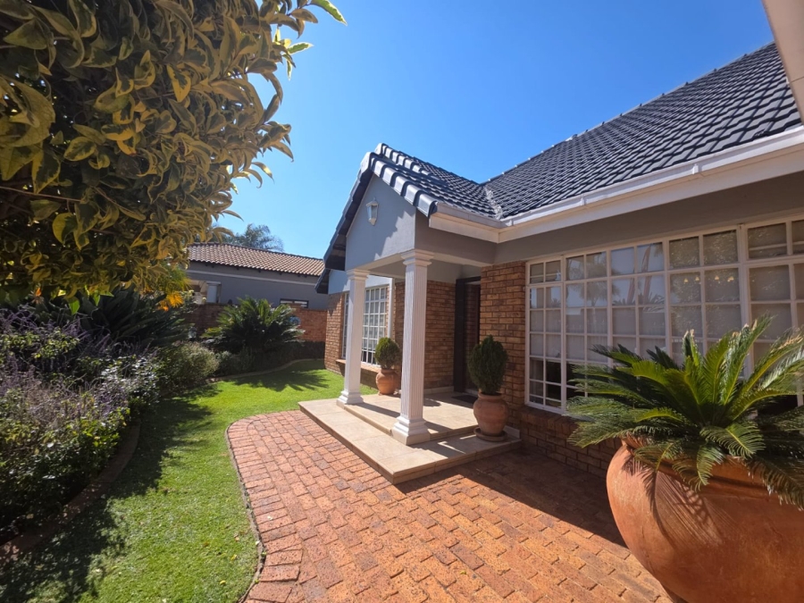 4 Bedroom Property for Sale in Sunward Park Gauteng