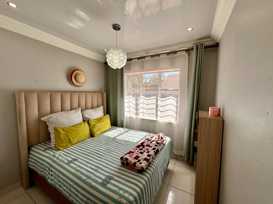 3 Bedroom Property for Sale in Dorandia Gauteng