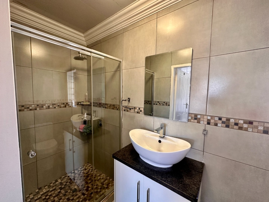 3 Bedroom Property for Sale in Dorandia Gauteng