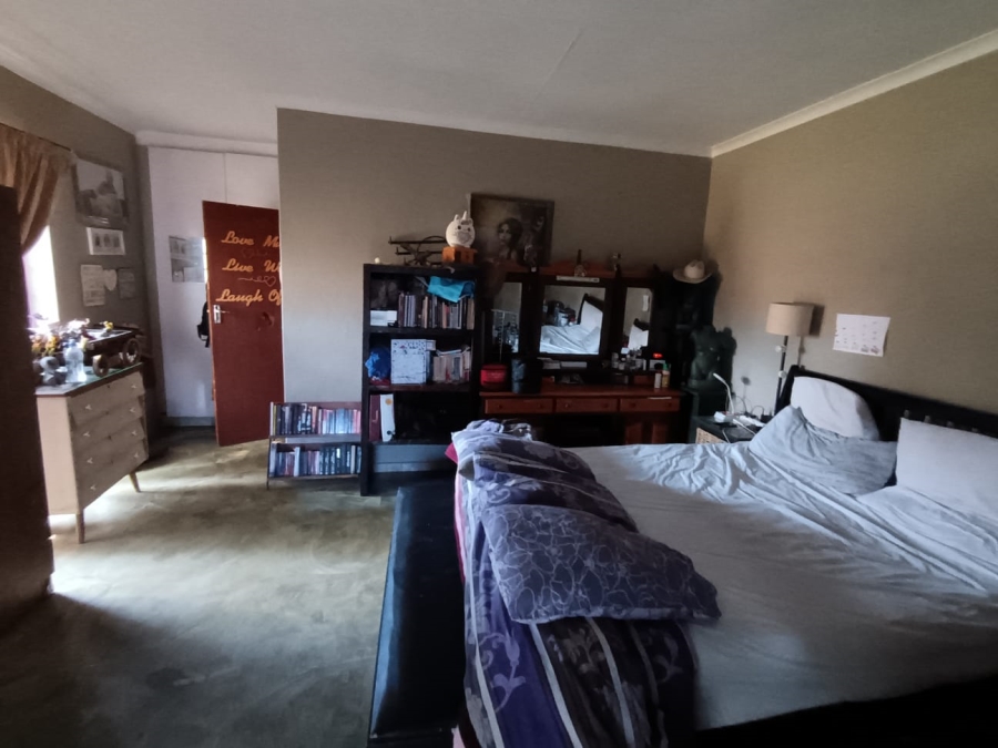4 Bedroom Property for Sale in Bultfontein A H Gauteng