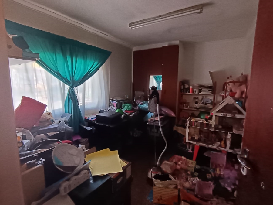 4 Bedroom Property for Sale in Bultfontein A H Gauteng