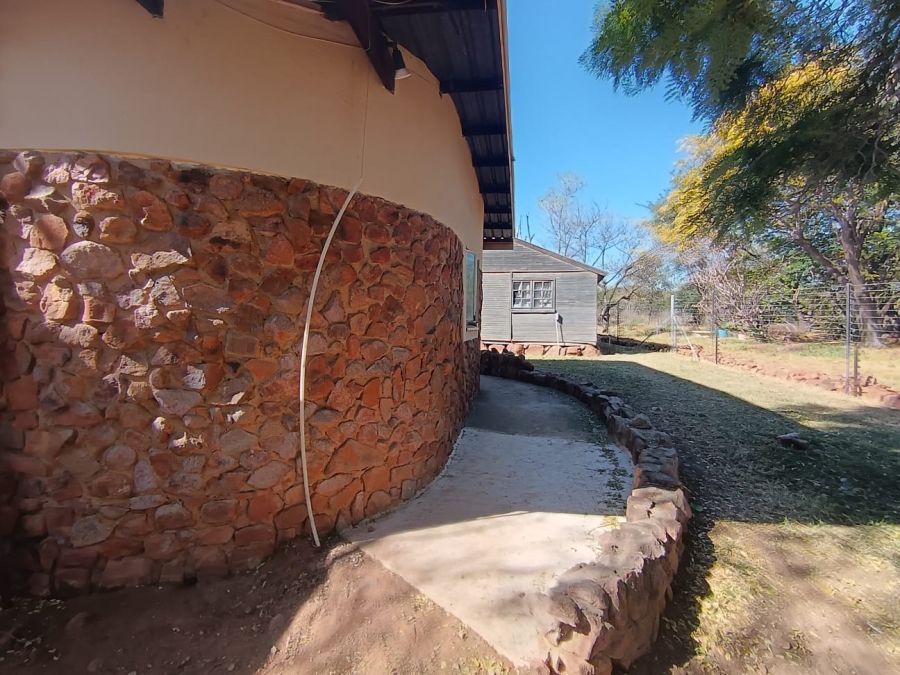 4 Bedroom Property for Sale in Bultfontein A H Gauteng