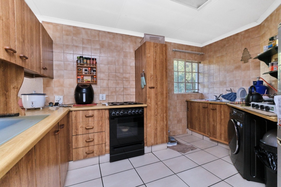 3 Bedroom Property for Sale in Helderkruin Gauteng